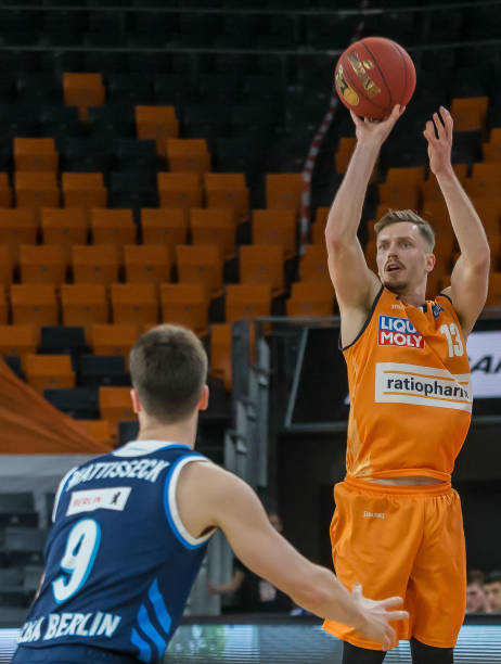 度和对比赛 度和对比赛