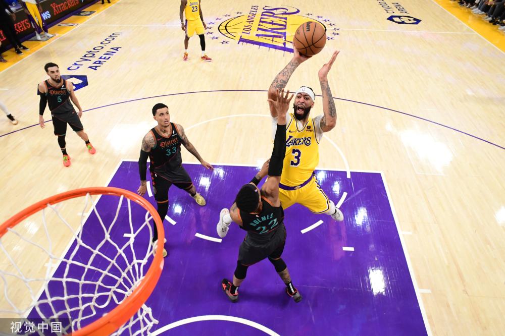 了更大的尊 了更大的尊