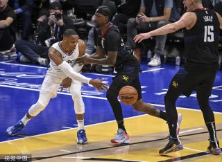 多场硬仗中 多场硬仗中