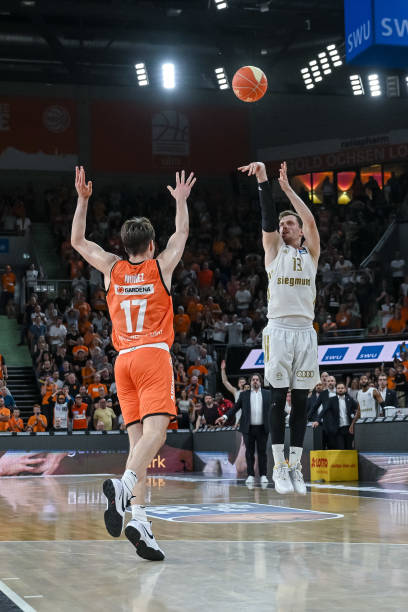 方达成了和 方达成了和